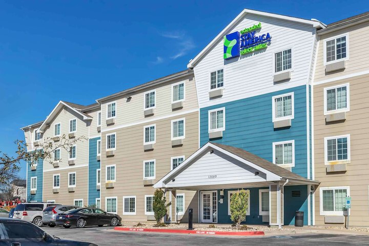 Hotel 2 of 30