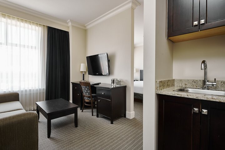 Room 17 of 49