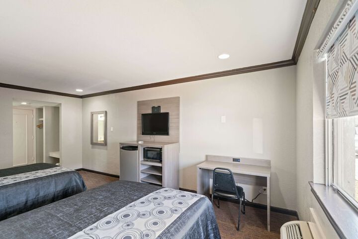 Americas Best Value Inn & Suites Brenham