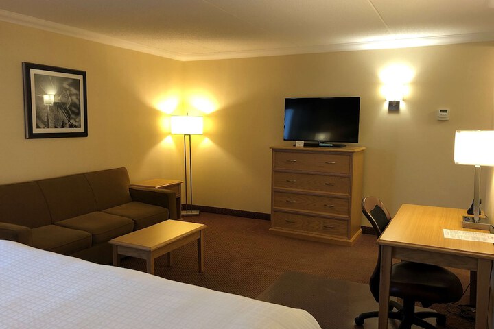 Best Western Plus Cobourg Inn & Convention Centre