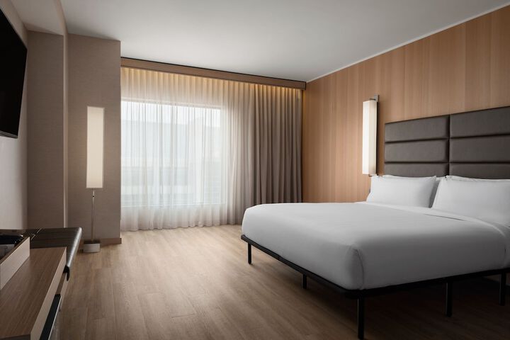 Room 20 of 64