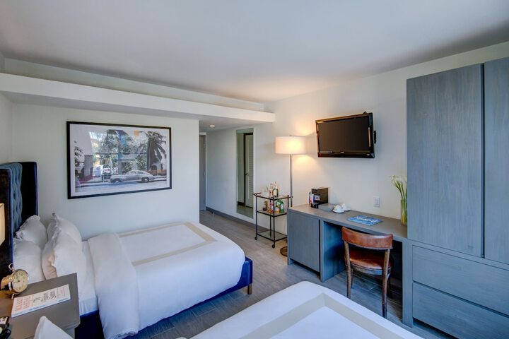 Room 27 of 55