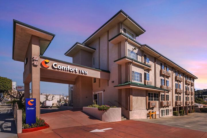 Hotel 3 of 34