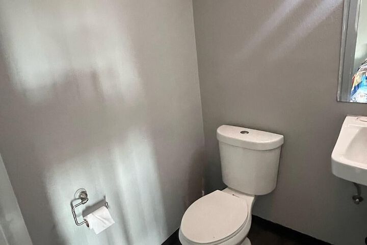 Room 12 of 14