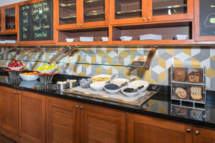 Hyatt Place Dallas / North Arlington/Grand Prairie