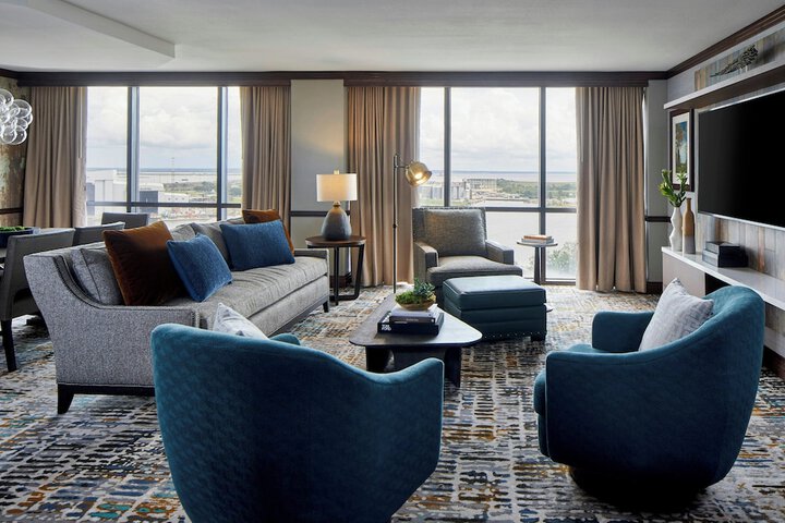 Renaissance Mobile Riverview Plaza Hotel
