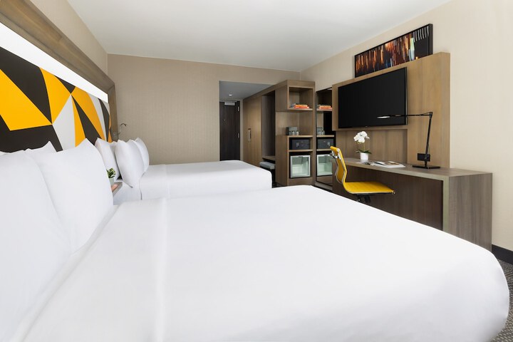 Room 44 of 91