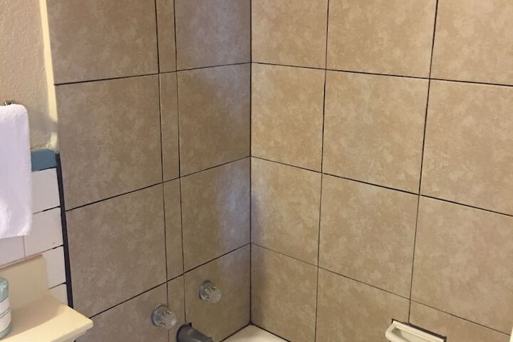 Room 70 of 80