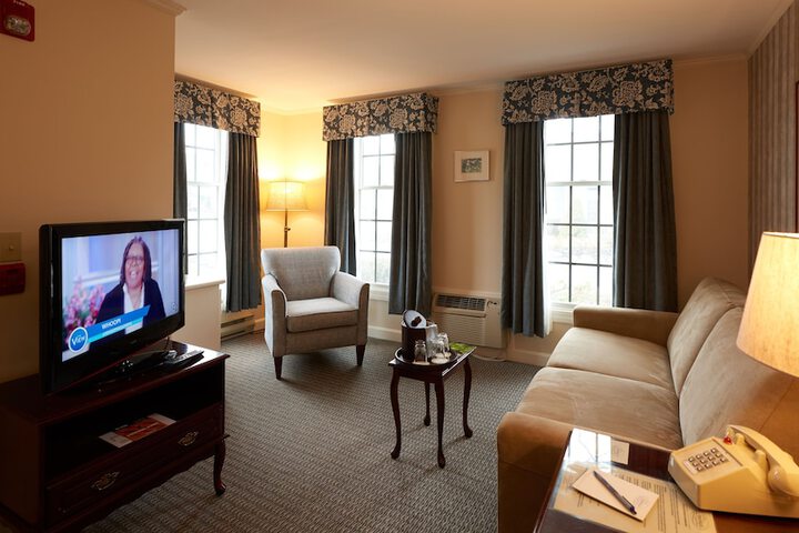Room 19 of 77