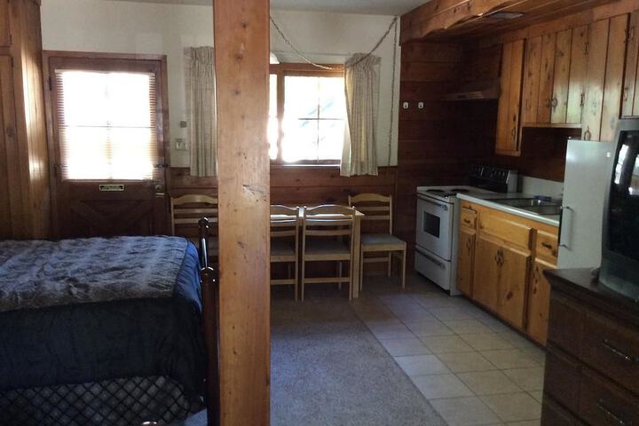 Room 33 of 42