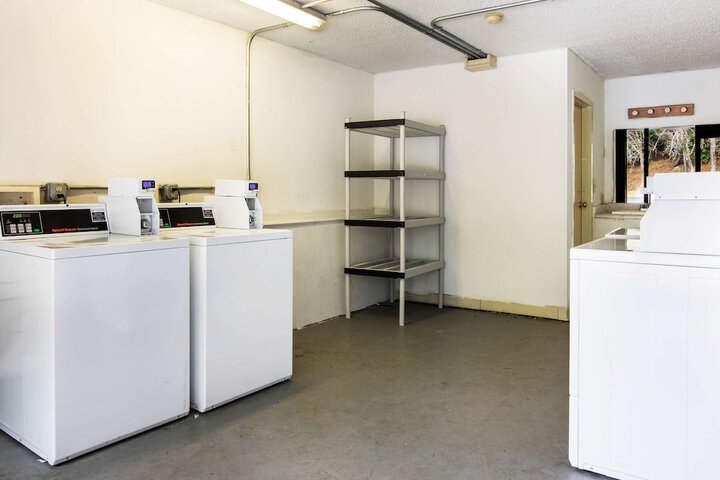 Room 15 of 25