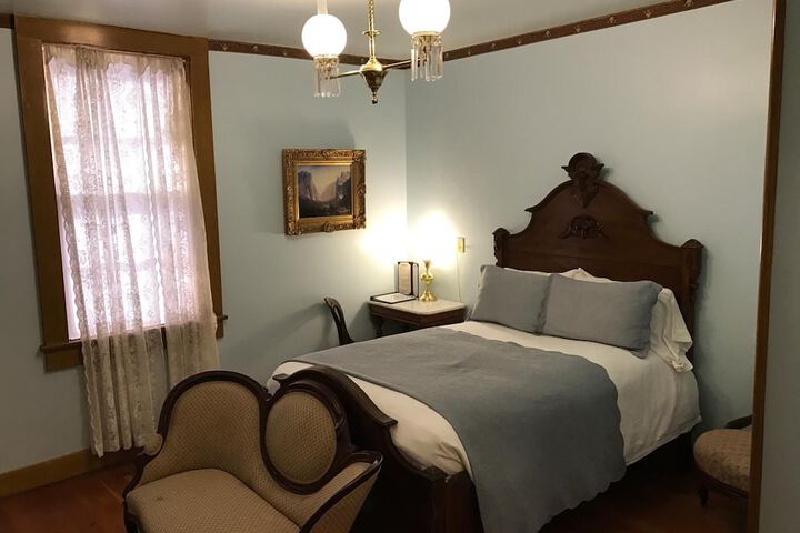 Room 55 of 72