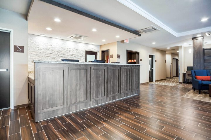 Comfort Inn & Suites North Platte
