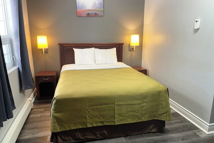 Room 34 of 54