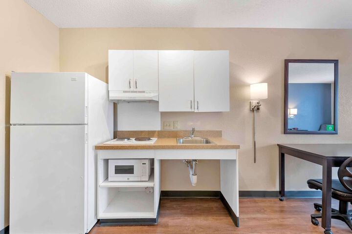 Extended Stay America Suites Miami Airport Doral