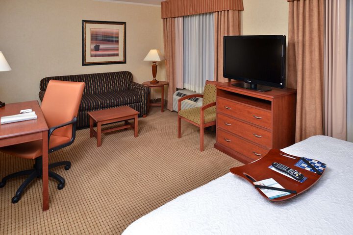 Room 25 of 71