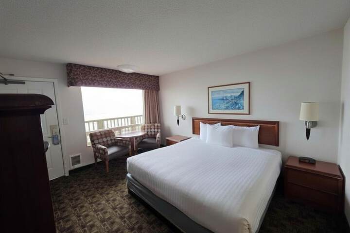 Seagrass Oceanfront Inn