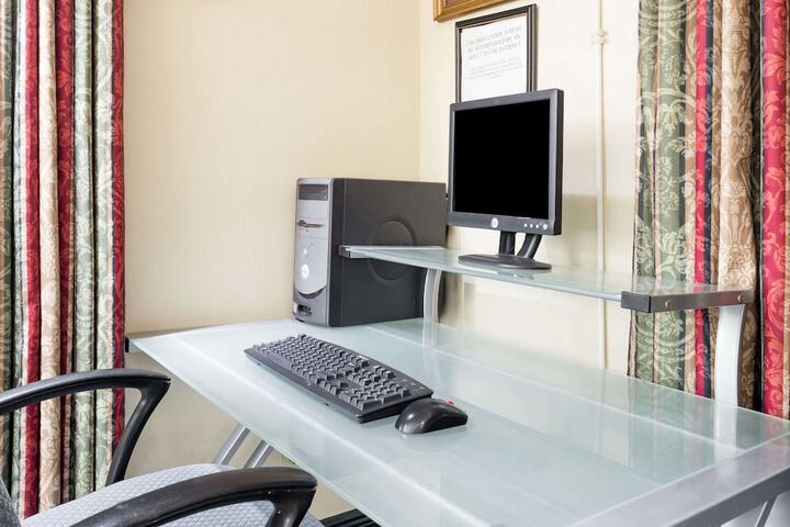 Business Center 13 of 13