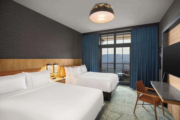 Room 72 of 227