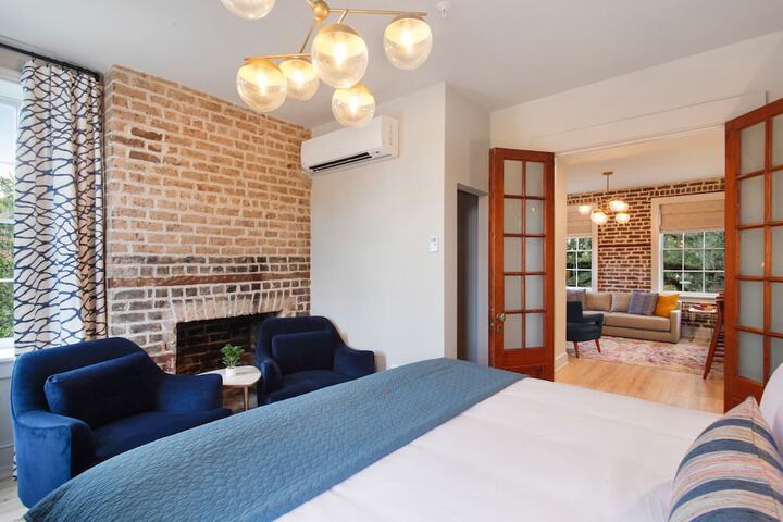 Room 42 of 164