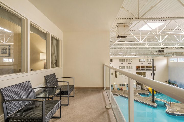 Room 106 of 200