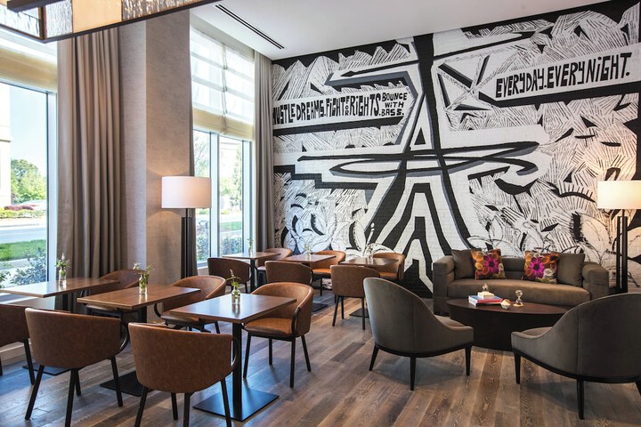Renaissance Atlanta Airport Gateway Hotel