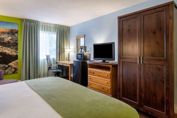Room 29 of 61