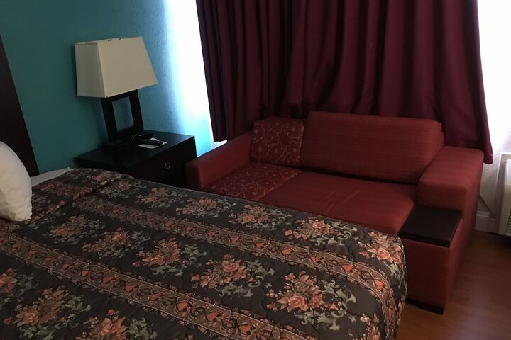 Room 15 of 35