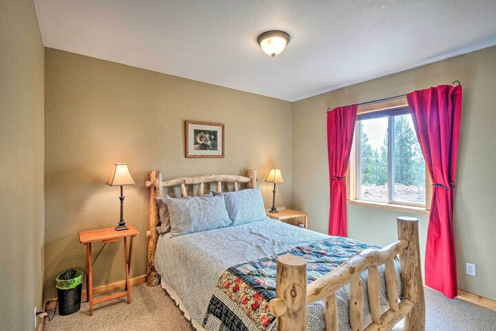 Grand Jefferson Home w / Stunning Mtn Views!