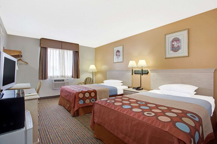 Room 29 of 32