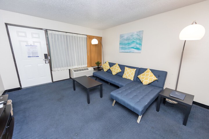 Room 49 of 72