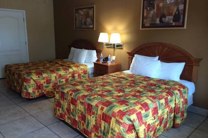 Room 26 of 33