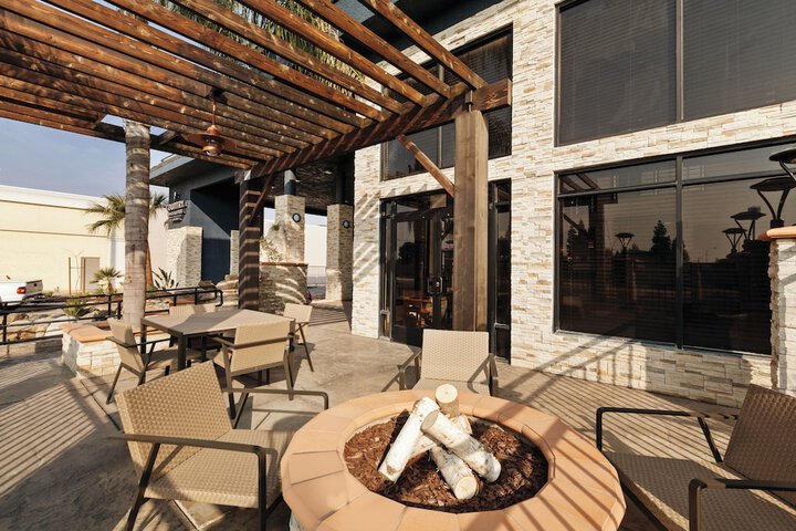 Terrace/Patio 32 of 32