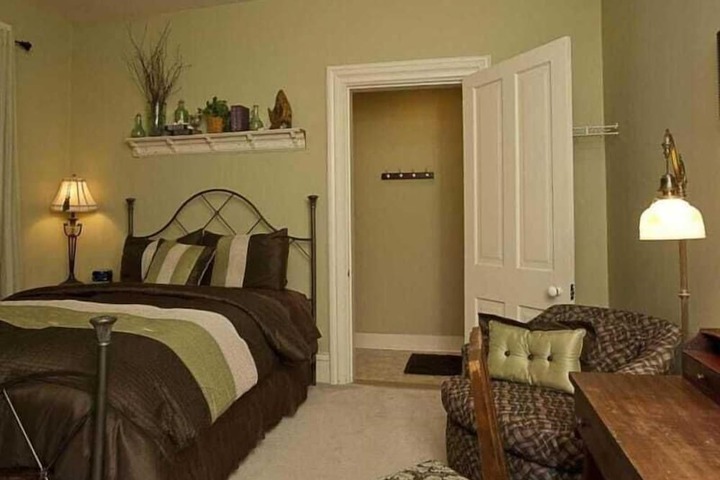 Apple Tree Lane Bed & Breakfast
