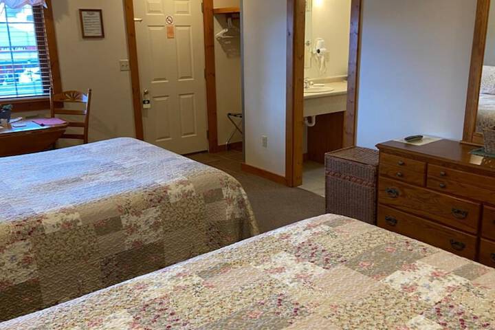 Room 44 of 64