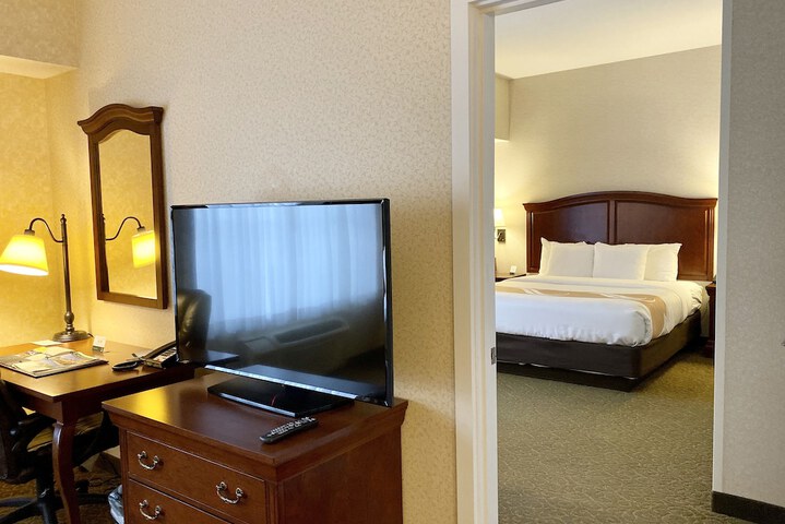 Room 72 of 125
