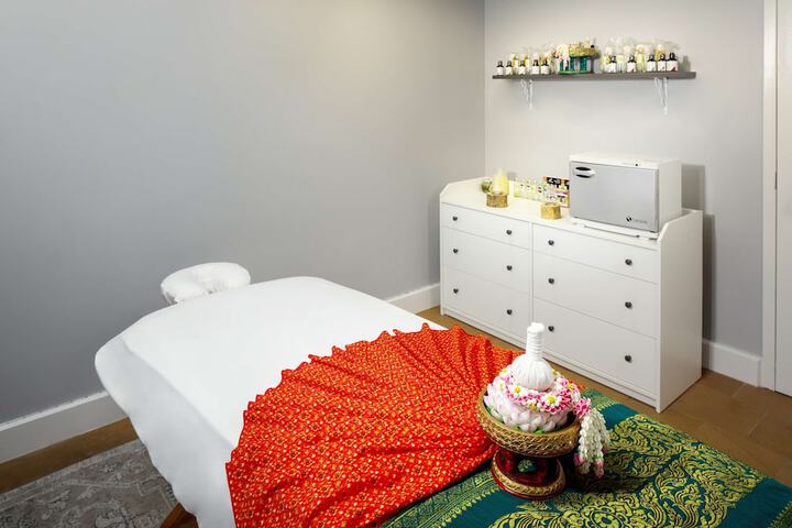 DoubleTree by Hilton Boston North Shore