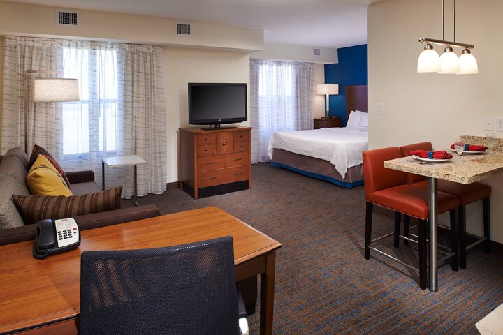 Room 14 of 21