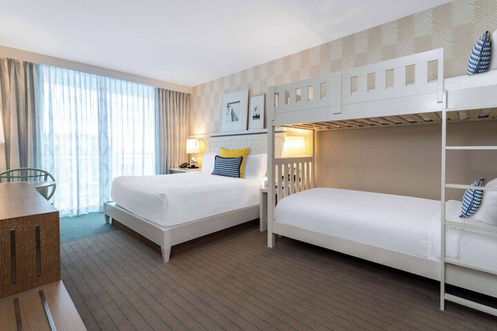Room 70 of 123