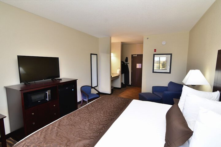 Room 27 of 105