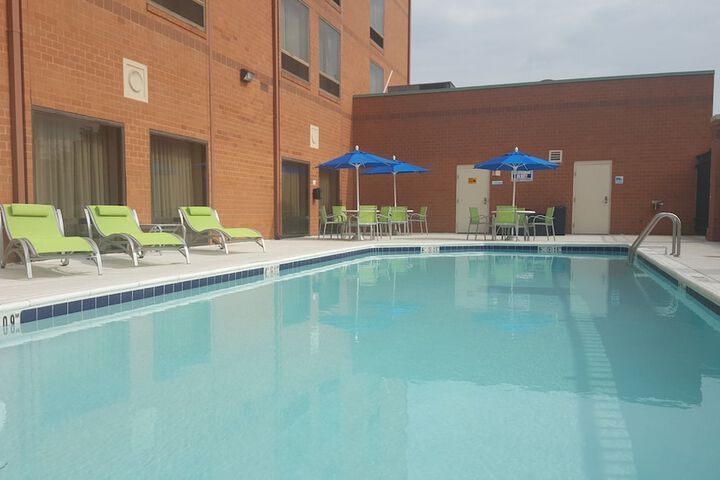 Pool 10 of 50