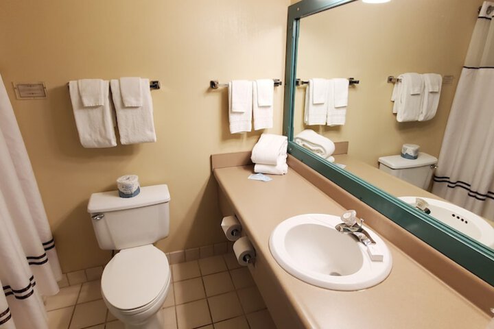 Room 13 of 31