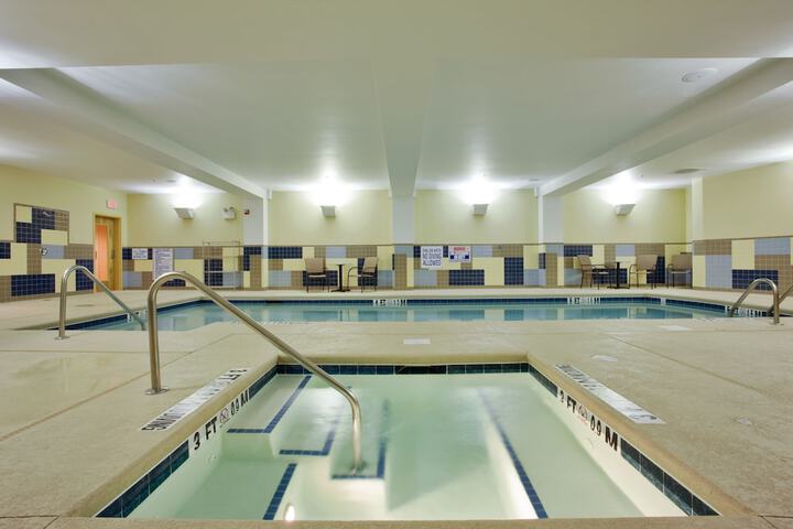 Pool 12 of 70