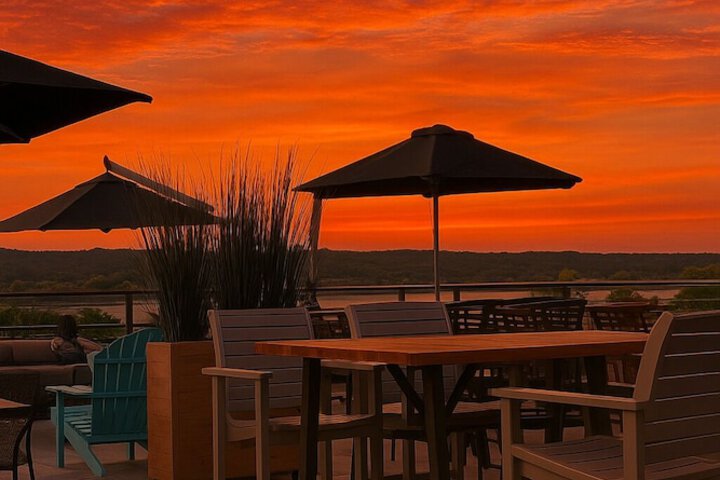 Hotel Indigo Traverse City by IHG