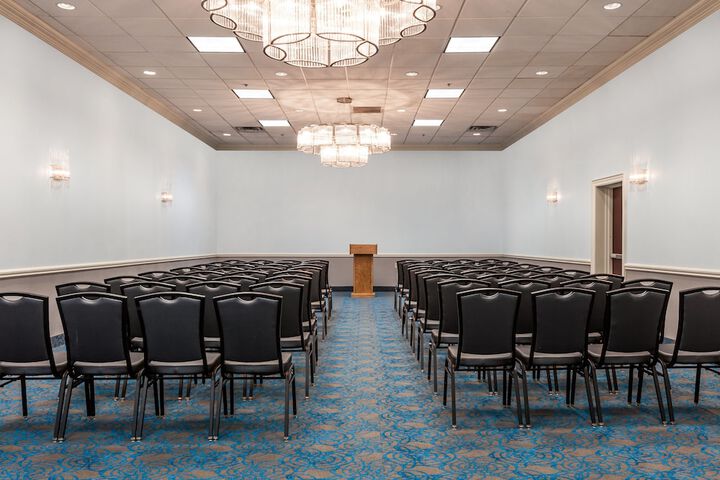 Holiday Inn Hotel & Suites Oklahoma City North by IHG