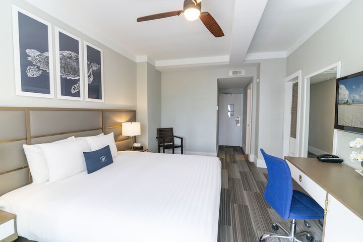 Room 30 of 49