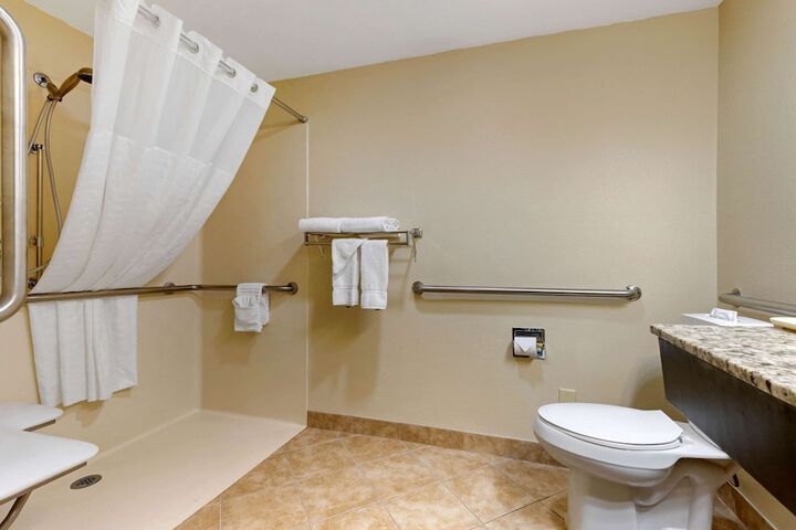 Room 30 of 71