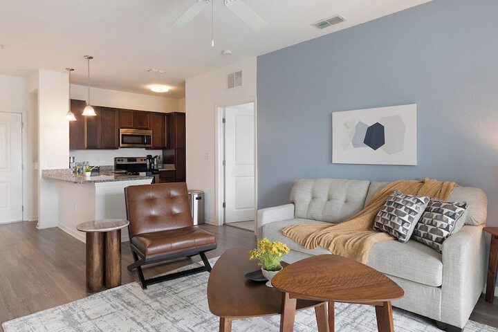 Landing Apartments near South Apopka FL