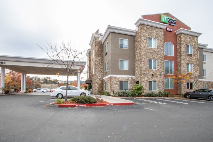 Hotel 9 of 135