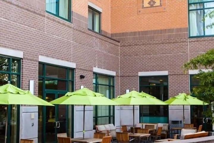 Terrace/Patio 26 of 26